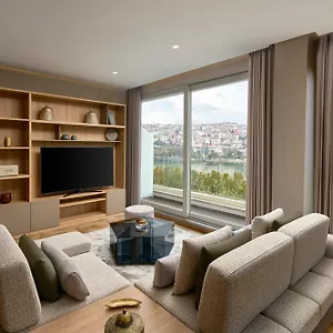 Ξενοδοχείο Lazzoni, Κωνσταντινούπολη