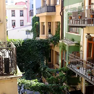Hostel Chambers Of The Boheme, Istanbul