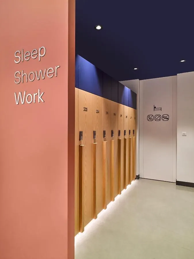 ***** Capsule hotel Kepler Club Sabiha Goekcen Airport - International Transit Area Hotel Istanbul Turkey